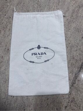 ♥️ AUTHENTIC Prada Drawstring Dust Bag in White with Navy Logo ♥️